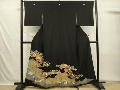 平和屋着物■豪華黒留袖　駒刺繍　地紙花唐草文　宝尽くし　金彩　正絹　逸品　DABH5581ya