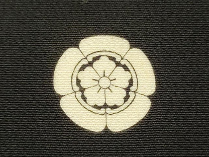 平和屋着物■豪華黒留袖　駒刺繍　地紙花唐草文　宝尽くし　金彩　正絹　逸品　DABH5581ya