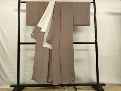 平和屋着物■上質な色無地　立波草葉地紋　胡桃染色　正絹　逸品　DABH5597ya
