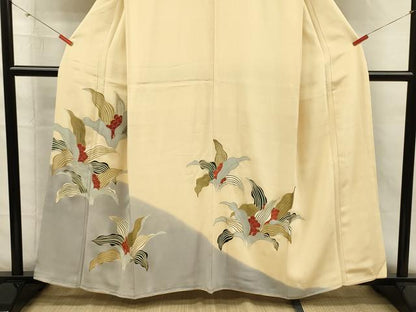 平和屋着物■豪華色留袖　駒刺繍　南天花文　暈し染め　金彩　正絹　逸品　DABH5617ya