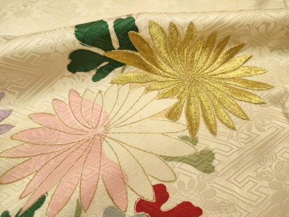 平和屋着物■豪華振袖　刺繍　雲取り菊文　金彩　正絹　逸品　DABH5811ya