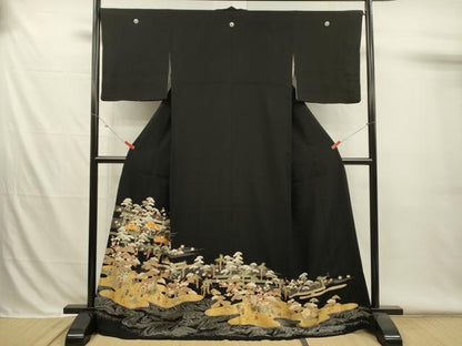 平和屋着物■豪華黒留袖　駒刺繍　御所車人物花松文　金彩　正絹　逸品　DABH5972ya
