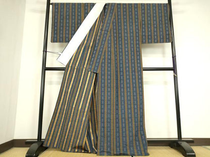 平和屋着物▽上質な紬 　単衣　 花織　幾何学間道　正絹　逸品　未使用　DABH6296az