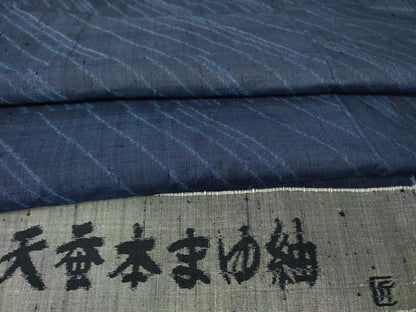 平和屋着物＊夏物　本蚕本まゆ紬　斜線文　反端付き　正絹　逸品　DABH6586az