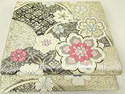 平和屋着物▼六通柄袋帯　正倉院花文　金糸　鈴乃屋扱い　正絹　逸品　DABH6727az