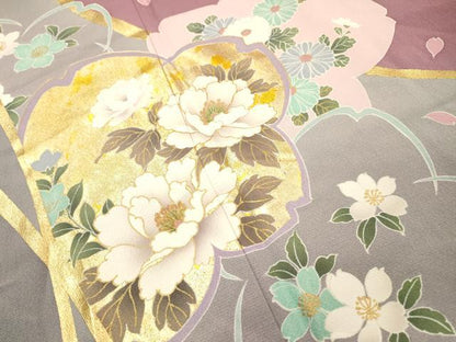 平和屋着物●豪華振袖　駒刺繍　舞桜　金彩　正絹　逸品　DABH7177fe