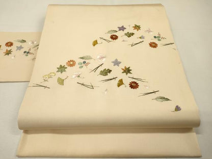 平和屋着物●塩瀬　九寸名古屋帯　総刺繍　吹き寄せ花文　金糸　正絹　逸品　DABH7196fe