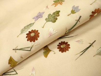 平和屋着物●塩瀬　九寸名古屋帯　総刺繍　吹き寄せ花文　金糸　正絹　逸品　DABH7196fe