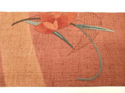 平和屋着物●中国三大刺繍　スワトウ刺繍　汕頭刺繍　相良刺繍　総刺繍　九寸名古屋帯　紬地　舞花　鈴乃屋扱い　正絹　逸品　DABH7200fe