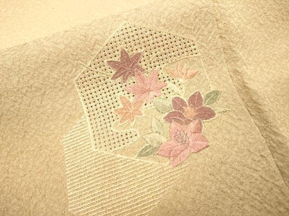 平和屋着物▼中国三大刺繍　スワトウ刺繍　汕頭刺繍　総刺繍　訪問着　亀甲花文　暈し染　正絹　逸品　DABH7249fe