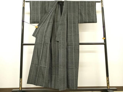 平和屋着物▽上質な紬　単衣　横段文　黒地　正絹　逸品　DABH7349fe