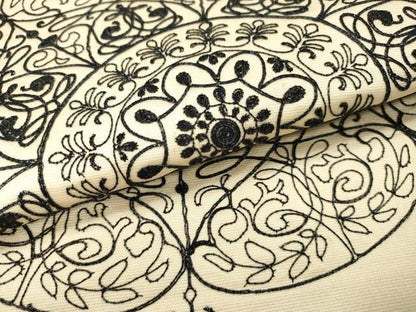 平和屋着物▼太鼓柄袋帯　総刺繍　花絵皿文　銀通し地　正絹　逸品　DABH7697fe