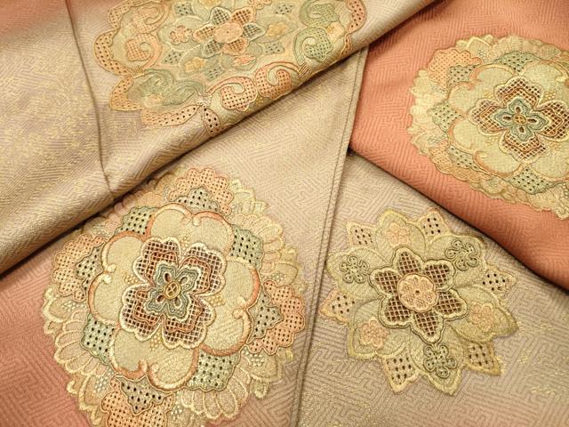 平和屋着物▼中国三大刺繍　スワトウ刺繍　汕頭刺繍　総刺繍　色留袖　正倉院　暈し染　金彩　正絹　逸品　DABH7728fe