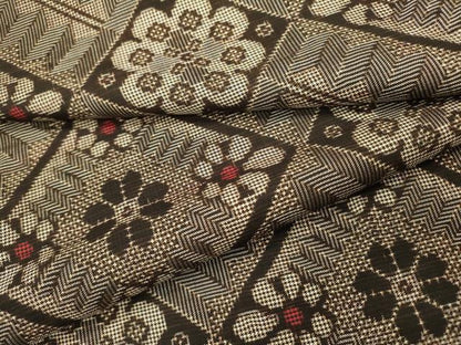 平和屋着物●本場大島紬　龍郷絣　花菱文　正絹　逸品　DABH7925fe