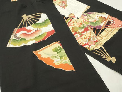 平和屋着物▼黒留袖　解き反物　着尺　飛鶴扇面花文　黒地　金彩　逸品　DABH8158zy
