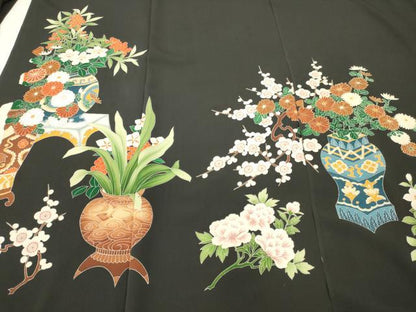 平和屋着物▼中国三大刺繍　相良刺繍　付下げ　解き反物　着尺　飾花文　黒地　金彩　八掛付き　逸品　DABH8171zy