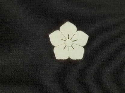 平和屋着物■豪華黒留袖　作家物　型染め　浜松風景文　金彩　正絹　逸品　DABH8527qa