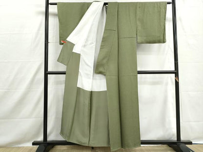 平和屋着物■上質な色無地　霞地紋　草色　正絹　逸品　DABH8541qa