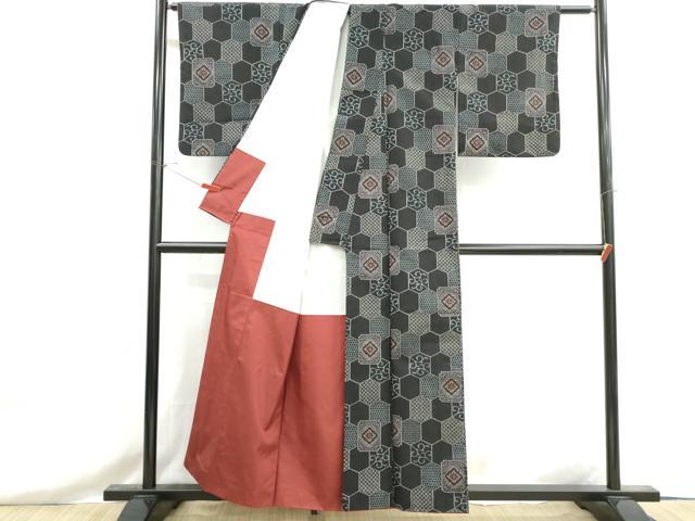 平和屋着物■上質な紬　亀甲花文　黒地　正絹　逸品　DABH8584qa