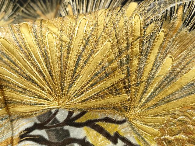平和屋着物■豪華黒留袖　作家物　駒刺繍　松鶴千寿　暈し染め　金彩　正絹　逸品　DABH8782qa