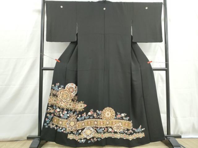 平和屋着物■豪華黒留袖　駒刺繍　横段正倉院花文　金彩　正絹　逸品　DABH8834qa