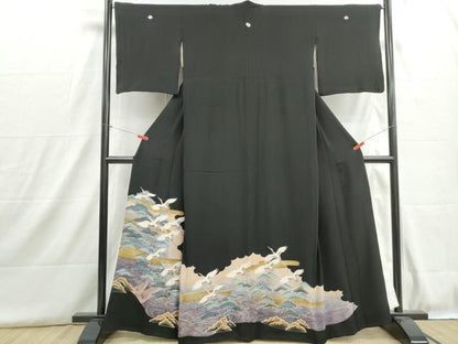 平和屋着物■豪華黒留袖　刺繍　群鶴浜松文　金彩　正絹　逸品　DABH8942qa