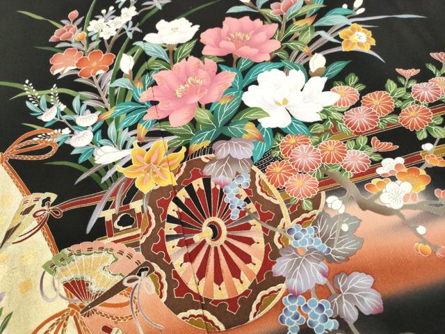 平和屋着物■谷崎潤一郎の世界　黒留袖　刺繍　貝桶花車文　暈し染め　金彩　ロング丈　正絹　逸品　DABH8943qa