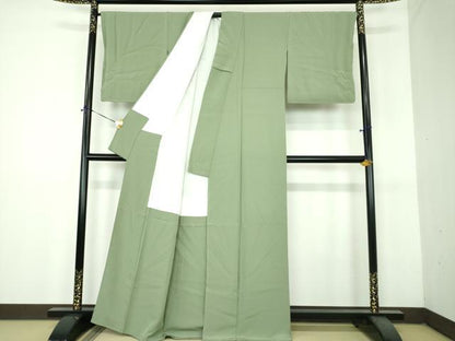 平和屋着物●上質な色無地　山葵色　正絹　逸品　DABH9094ps