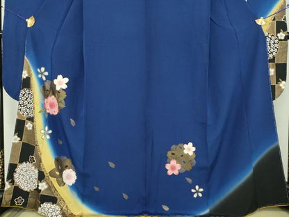 平和屋着物●豪華振袖　舞桜　暈し染め　金彩　正絹　逸品　DABH9134ps