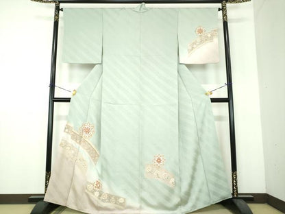 平和屋着物●中国三大刺繍　スワトウ相良刺繍　汕頭相良刺繍　総刺繍　訪問着　正倉院花文　暈し染め　正絹　逸品　DABH9157ps