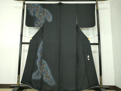 平和屋着物●東京友禅　菅有鬼一　訪問着　蔦の葉文　暈し染め　黒地　金彩　正絹　逸品　DABH9160ps