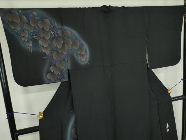 平和屋着物●東京友禅　菅有鬼一　訪問着　蔦の葉文　暈し染め　黒地　金彩　正絹　逸品　DABH9160ps