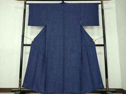平和屋着物●上質なお召　藍　名物裂花文　笹蔓緞子　正絹　逸品　未使用　DABH9173ps