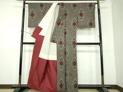 平和屋着物●本場大島紬　龍郷絣　花菱文　正絹　逸品　DABH9199ps