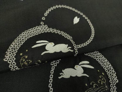 平和屋着物●本場大島紬　訪問着　作家物　総刺繍　立波に跳兎　舞桜　金糸　正絹　逸品　DABH9200ps