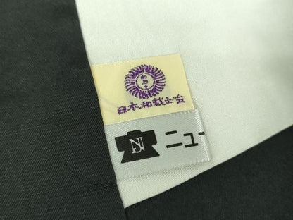 平和屋着物●本場大島紬　訪問着　作家物　総刺繍　立波に跳兎　舞桜　金糸　正絹　逸品　DABH9200ps
