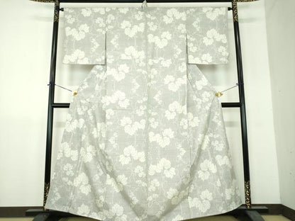 平和屋着物●本場大島紬　白大島　7マルキ　蔦の葉文　正絹　逸品　DABH9205ps