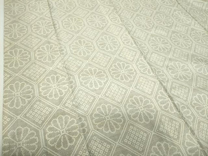 平和屋着物●本場大島紬　白大島　7マルキ　花菱文　正絹　逸品　DABH9216ps