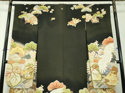 平和屋本店●アンティーク　大正ロマン　振袖　駒刺繍　手描き　飛鶴御所車花文　暈し染め　黒地　金彩　正絹　逸品　DABH9224ps