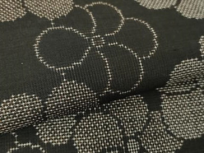平和屋着物●本場大島紬　9マルキ　舞花文　ますいわ屋扱い　正絹　逸品　DABH9252ps