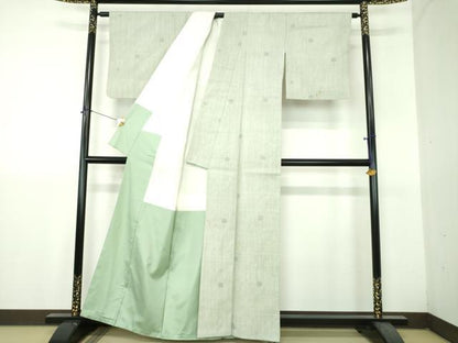 平和屋着物●本場結城紬　重要無形文化財　80亀甲　飛び亀甲柄　丸文　証紙付き　正絹　逸品　DABH9304ps