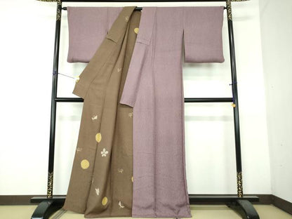 平和屋着物●訪問着　リバーシブル　絞り　舞蝶花文　色無地　葡萄鼠色　正絹　逸品　DABH9307ps