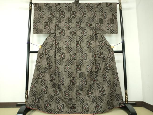 平和屋着物●本場大島紬　7マルキ　破れ色紙花文　正絹　逸品　DABH9311ps