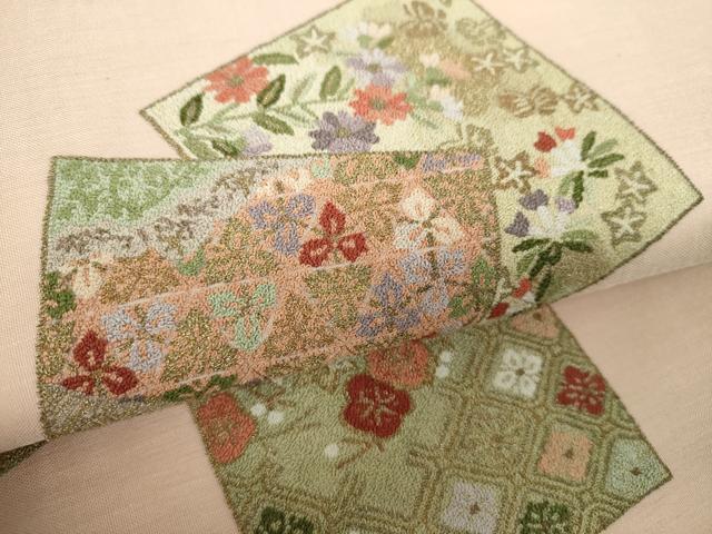 平和屋着物▼中国三大刺繍　総相良刺繍　総刺繍　つけ帯　色紙重ね花文　金糸　正絹　逸品　DABH9320ps