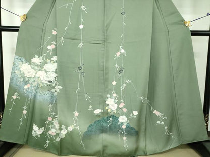 平和屋着物●訪問着　枝垂れ桜　雲取り花文　暈し染め　銀彩　正絹　逸品　DABH9461ps