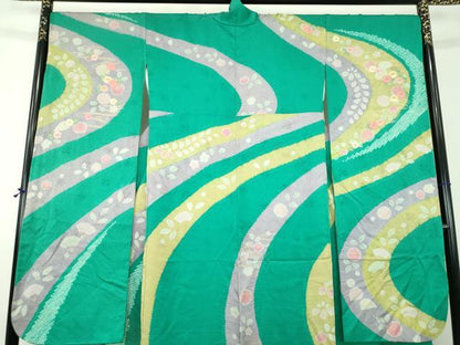 平和屋着物●豪華振袖　駒刺繍　絞り　辻が花　流水桜　金彩　正絹　逸品　DABH9505ps
