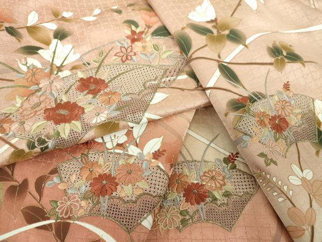 平和屋着物●中国三大刺繍　スワトウ刺繍　汕頭刺繍　訪問着　地紙重ね花文　暈し染め　金彩　正絹　逸品　DABH9514ps