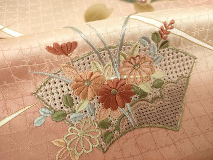 平和屋着物●中国三大刺繍　スワトウ刺繍　汕頭刺繍　訪問着　地紙重ね花文　暈し染め　金彩　正絹　逸品　DABH9514ps