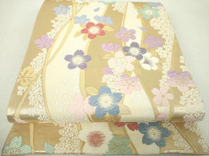 平和屋着物▼六通柄袋帯　唐織　舞桜　ラメ糸　金糸　正絹　逸品　DABH9659ps