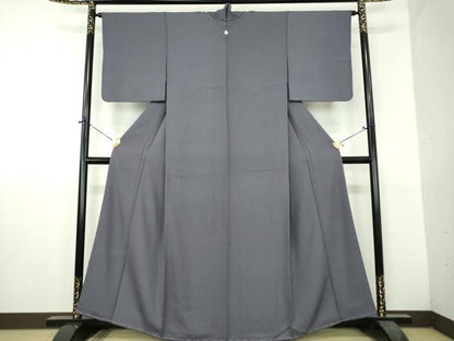 平和屋着物●上質な色無地　紗綾形地紋　鉛色　正絹　逸品　DABH9715ps